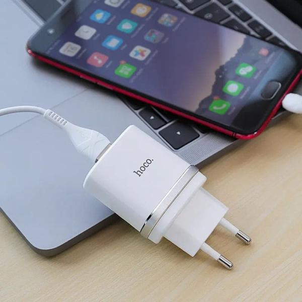 Зарядное устройство hoco. Smart QC3.0 Charger USB 18 Вт (C12Q), белый
