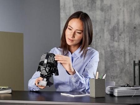 Конструктор LEGO STAR WARS "Шлем Дарта Вейдера" (75304)